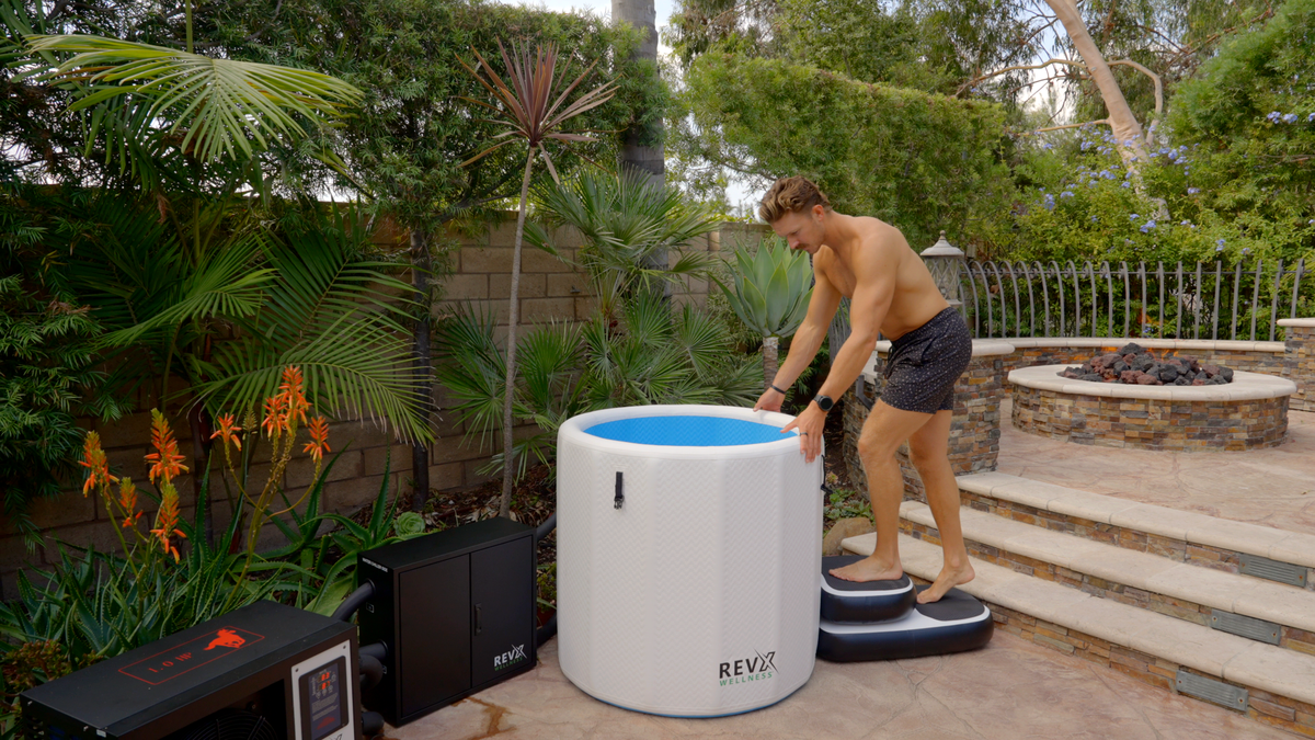 RevX Inflatable Barrel with Inflatable Steps by RevX Wellness