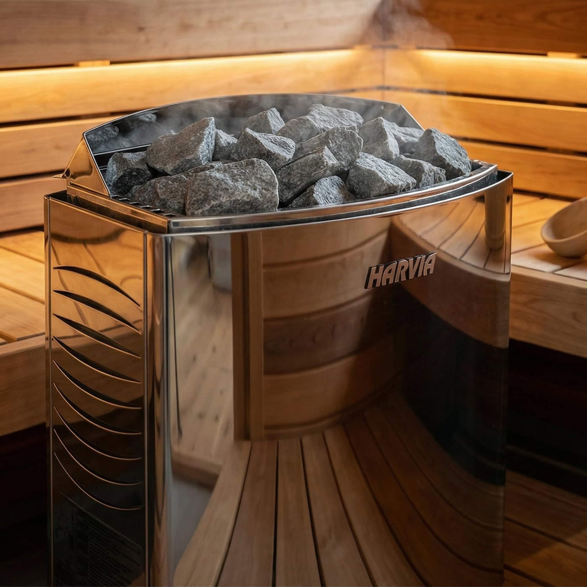 Rövia Elvaria 4-Person Indoor Canadian Red Cedar Infrared And Steam Sauna With 6KW Harvia Heater [Made-To-Order] (SAK93528) by Rövia
