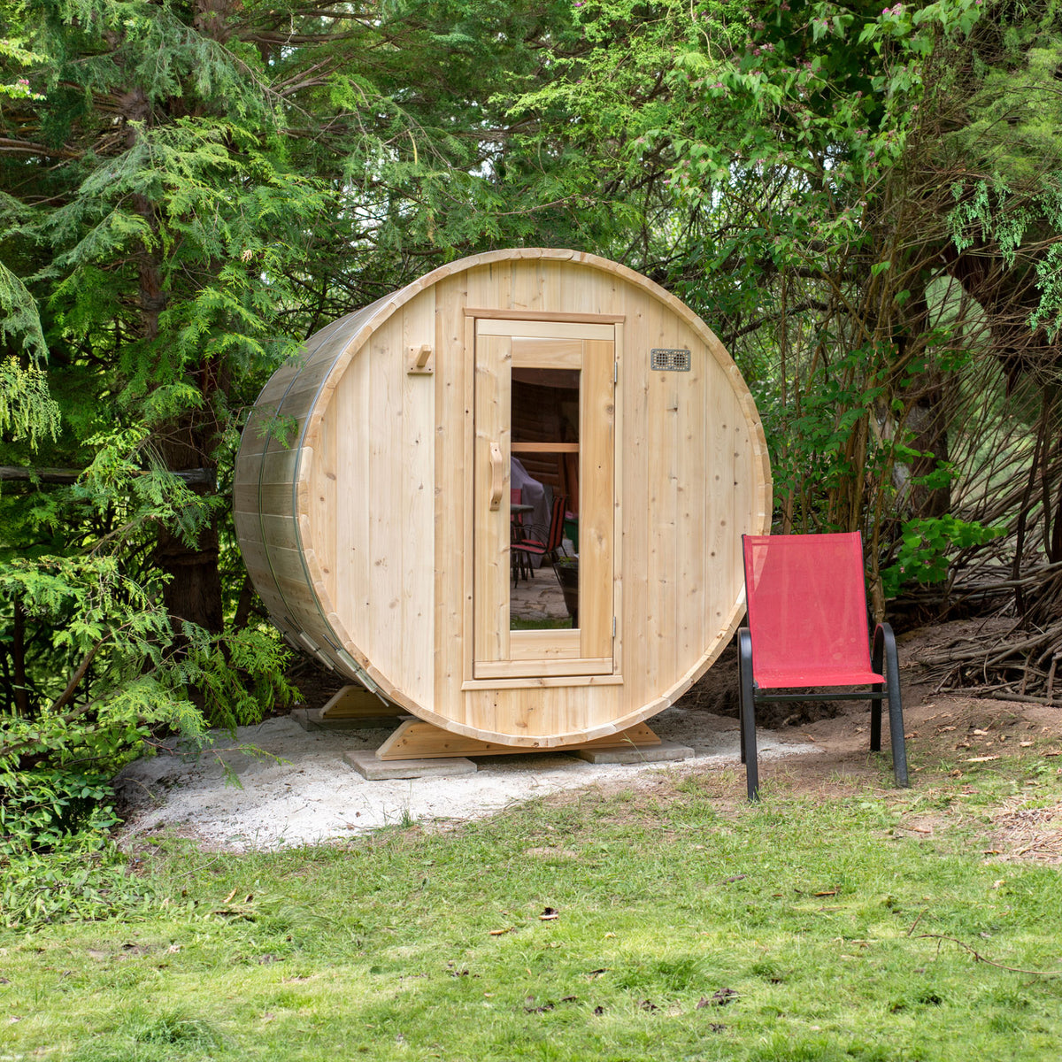 LeisureCraft CT Serenity Barrel Sauna by LeisureCraft