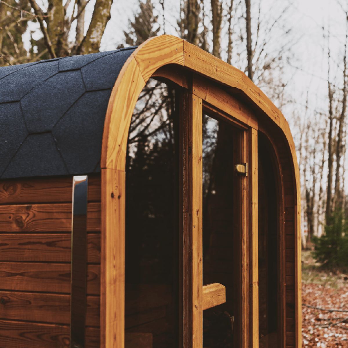 Mande MW20 ThermoWood 5-6 Person Outdoor Traditional Sauna